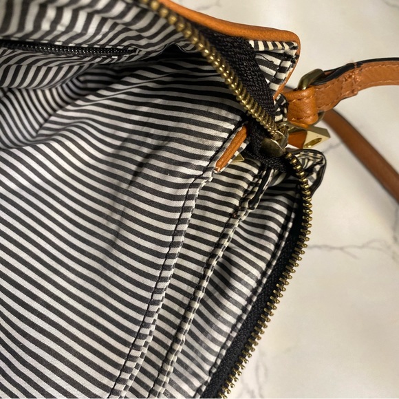 Christian Siriano Crossbody Bag Purse Brown Tan - Picture 10 of 12